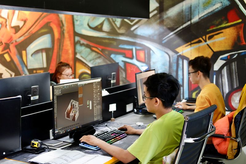 What Is Creative Technology: Essential Software for Modern Artists